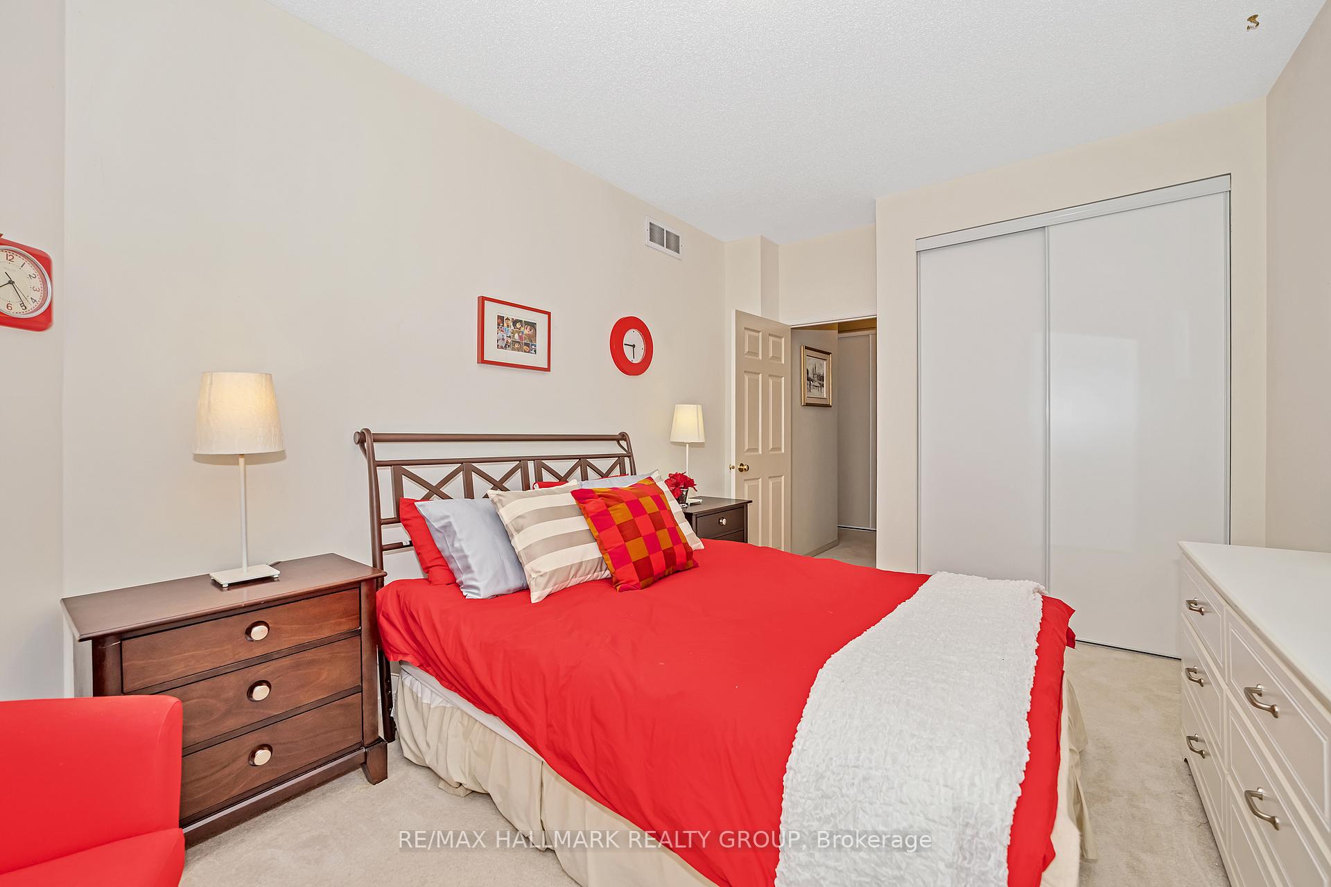 Photo 20 of 551 Chapel Park Private, Ottawa, Chateauneuf — HOMEH