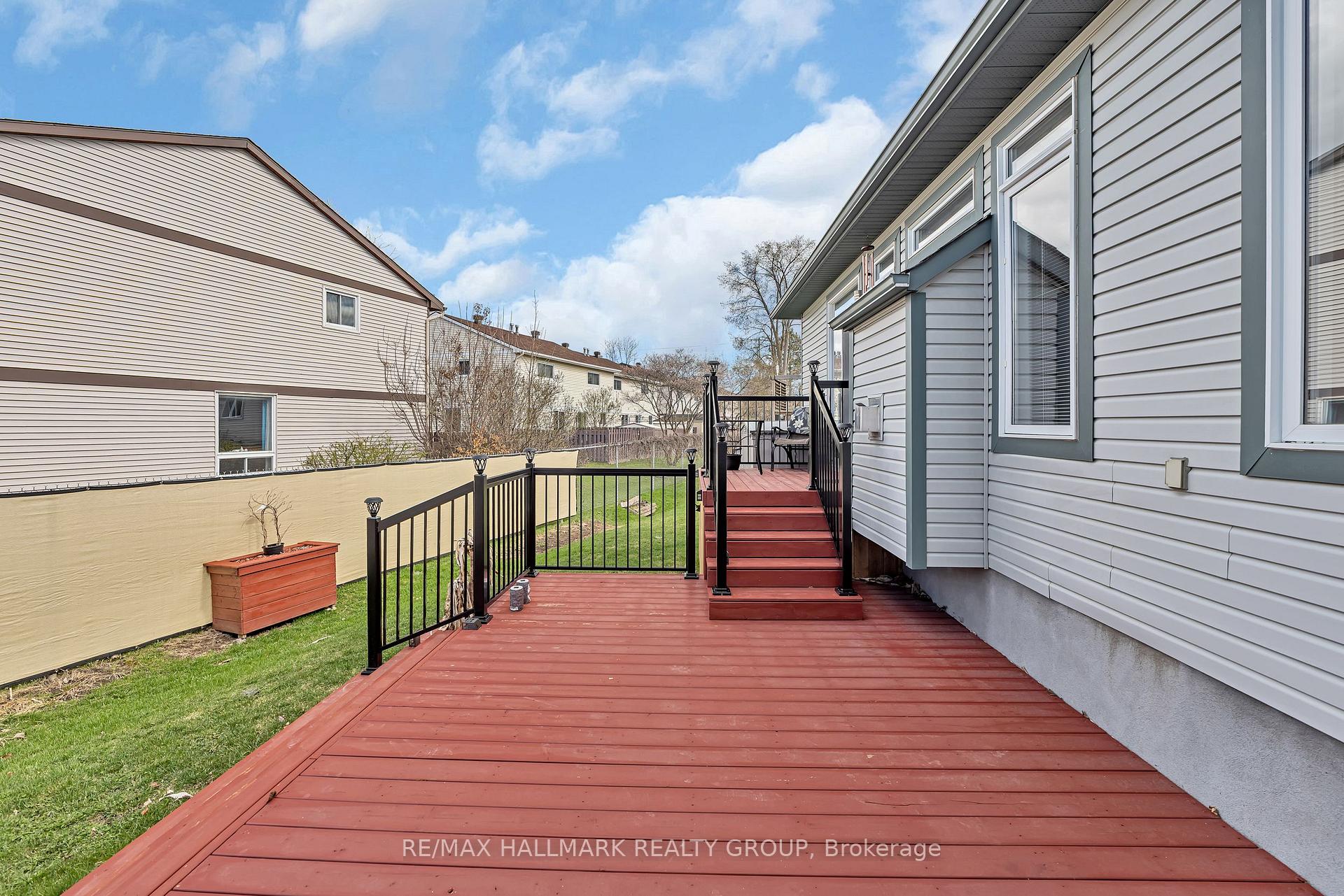 Photo 34 of 551 Chapel Park Private, Ottawa, Chateauneuf — HOMEH