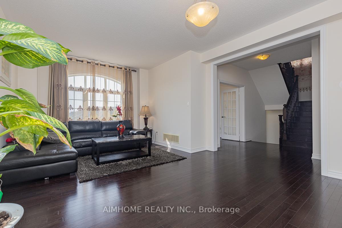 Photo 7 of 3 Furrow Street, Markham, Wismer — HOMEH