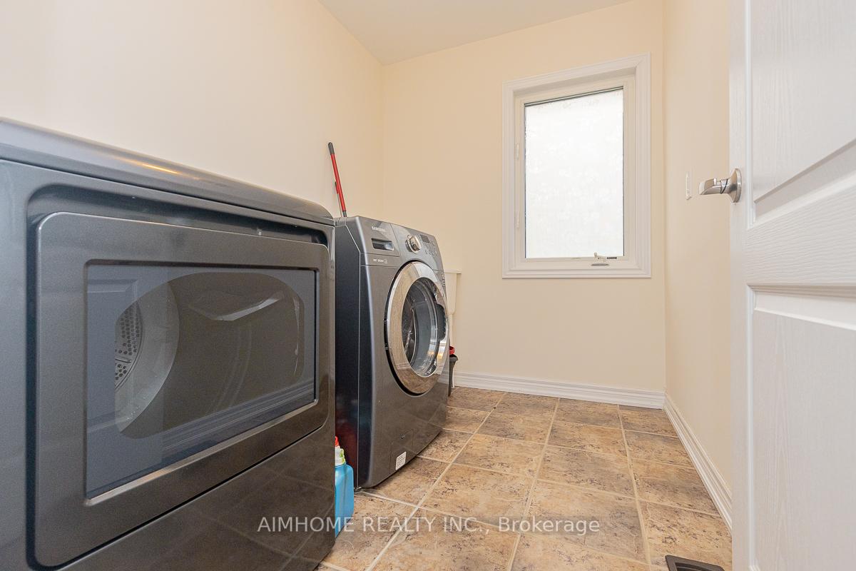 Photo 35 of 3 Furrow Street, Markham, Wismer — HOMEH