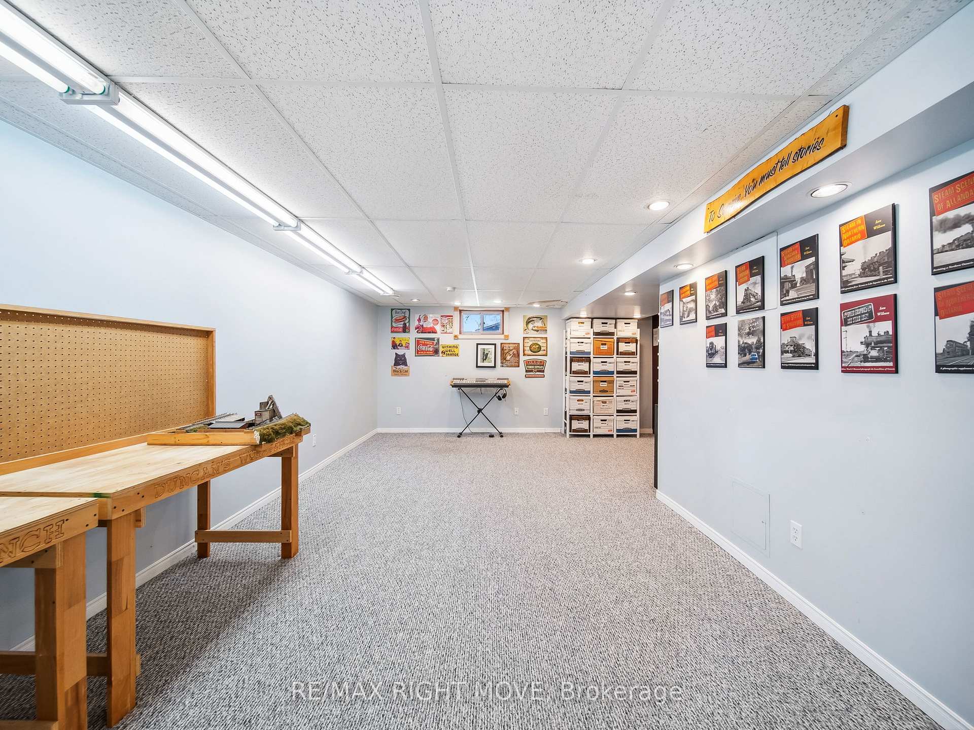 Photo 31 of 35 Andrea Crescent, Orillia — HOMEH