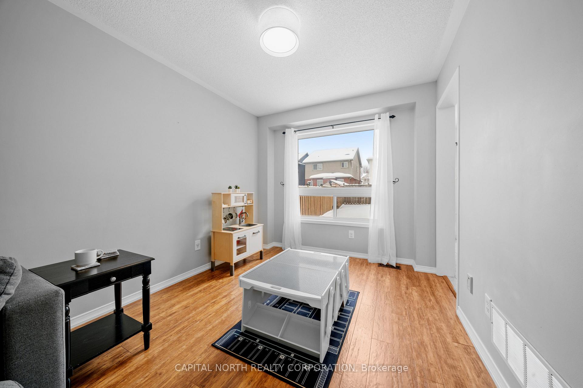 Photo 6 of 36 Mccurdy Drive, New Tecumseth, Tottenham — HOMEH