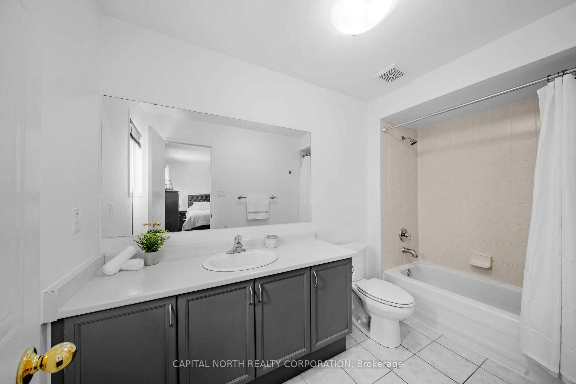 Photo 15 of 36 Mccurdy Drive, New Tecumseth, Tottenham — HOMEH
