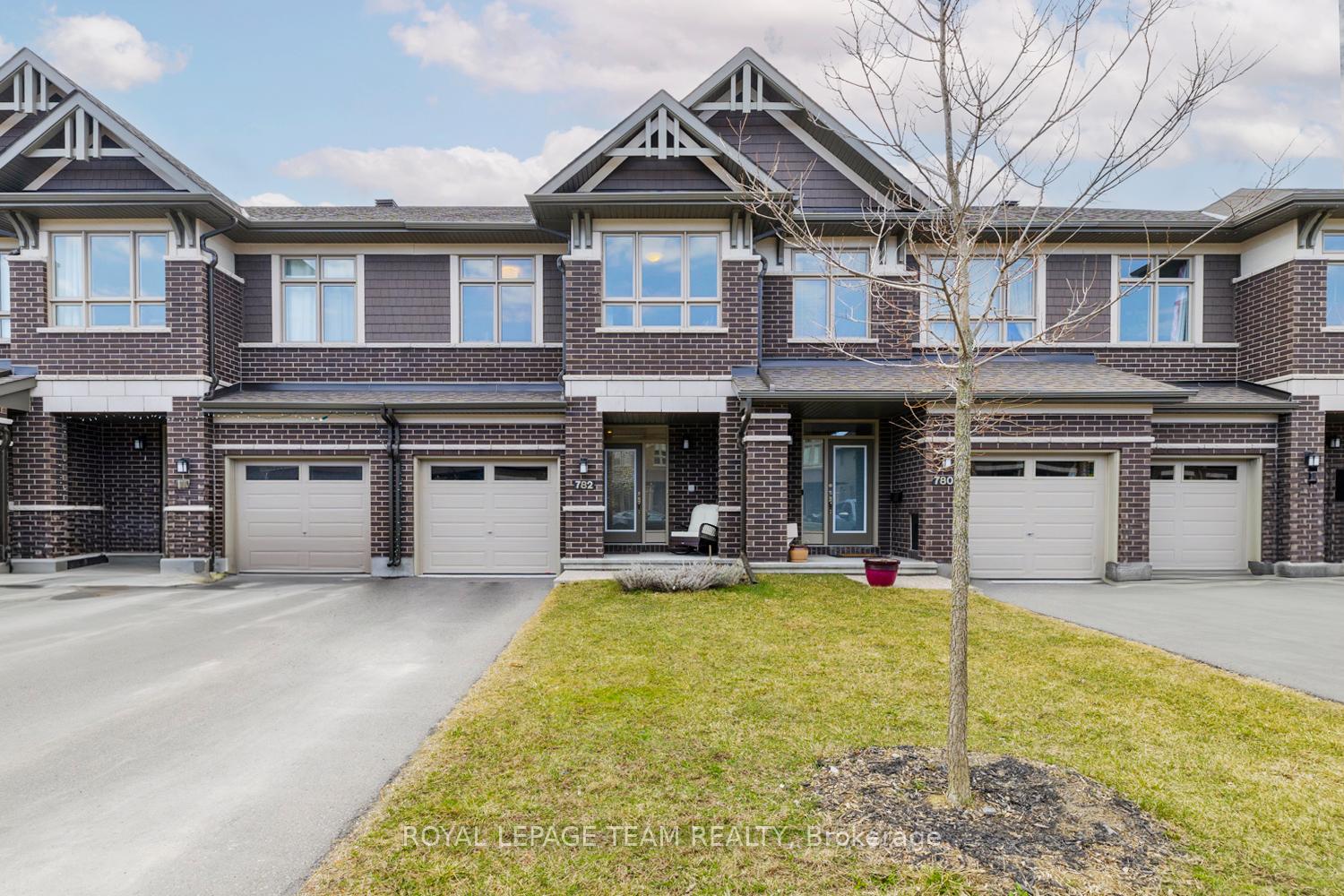 Photo 1 of 782 Cairn Crescent, Ottawa, Mer Bleue/Bradley Estates/Anderson Park — HOMEH