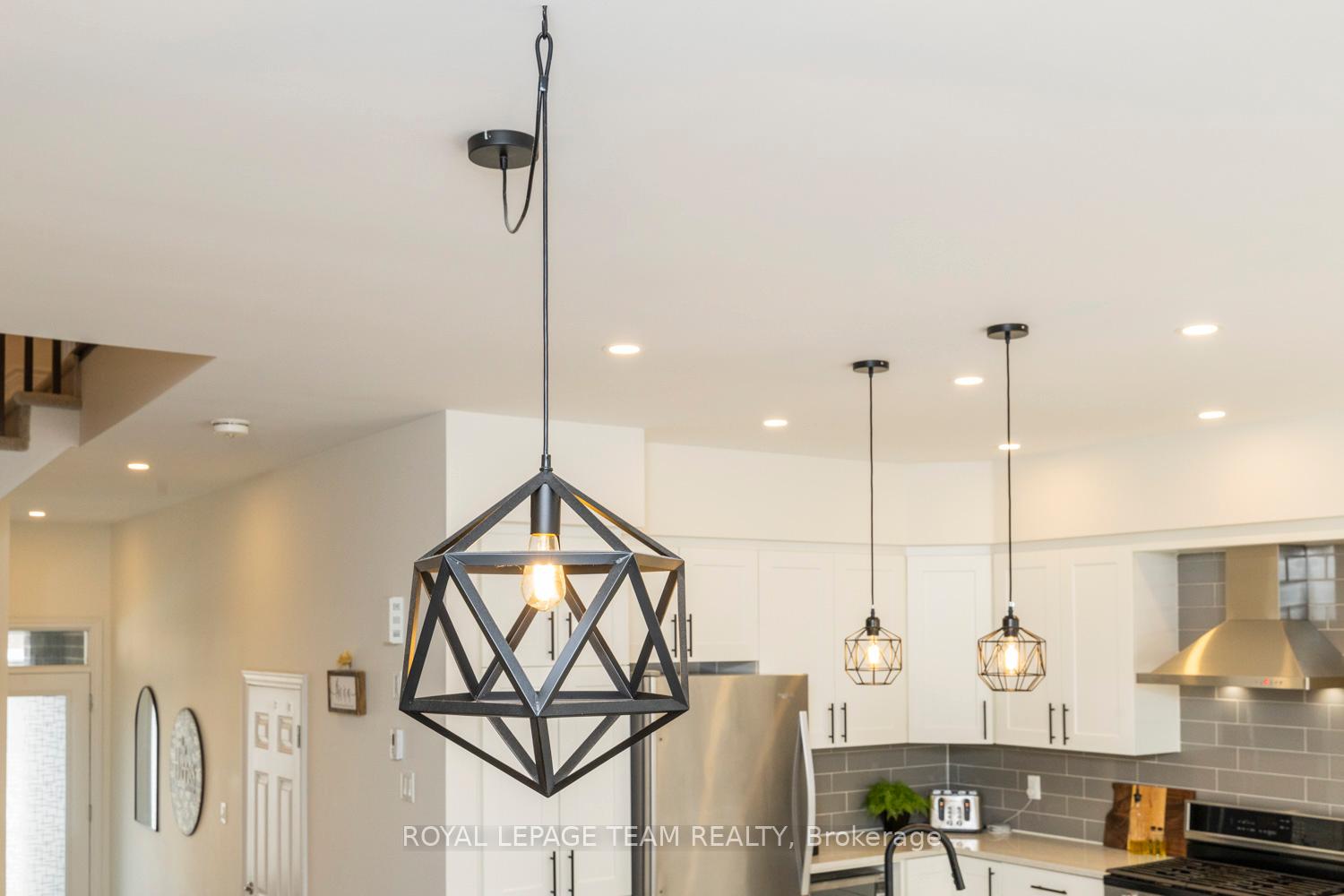 Photo 26 of 782 Cairn Crescent, Ottawa, Mer Bleue/Bradley Estates/Anderson Park — HOMEH