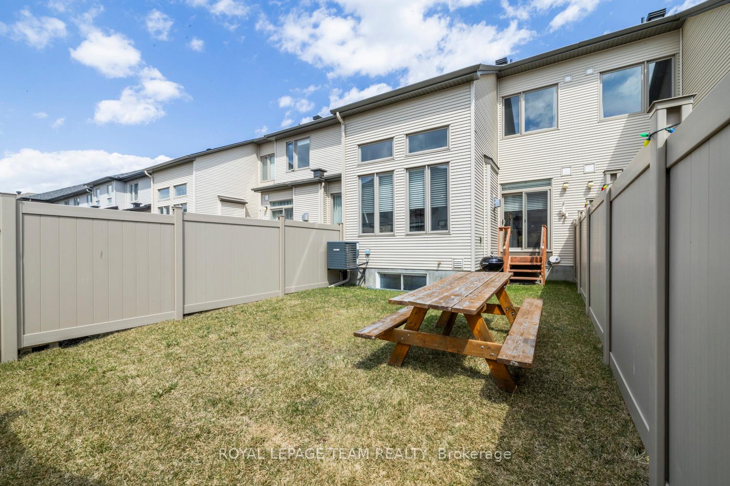 Photo 49 of 782 Cairn Crescent, Ottawa, Mer Bleue/Bradley Estates/Anderson Park — HOMEH