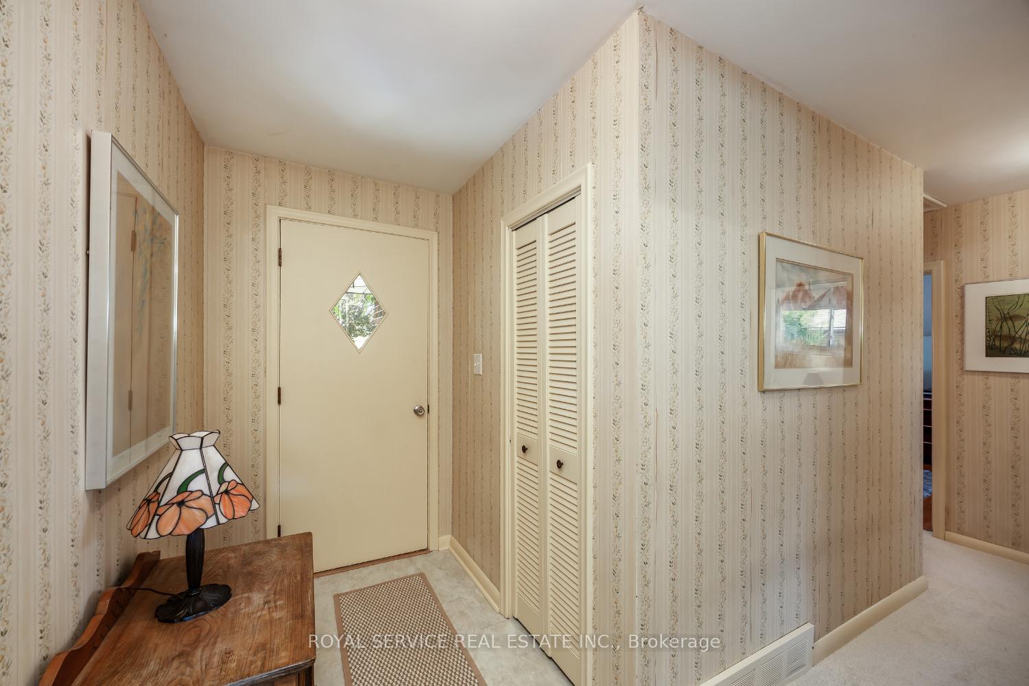 Photo 6 of 389 Glencastle Avenue, Oshawa, Northglen — HOMEH