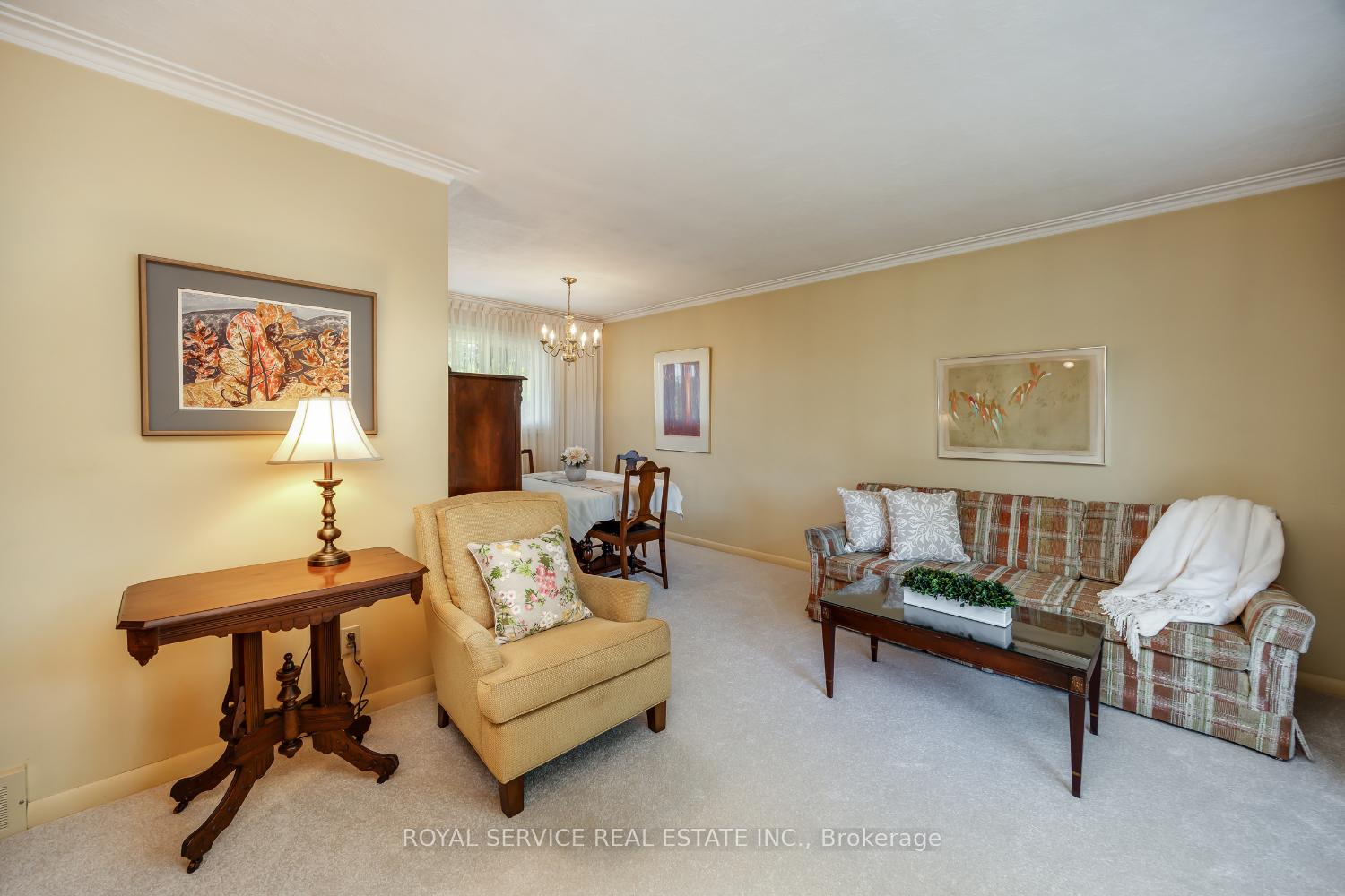 Photo 9 of 389 Glencastle Avenue, Oshawa, Northglen — HOMEH