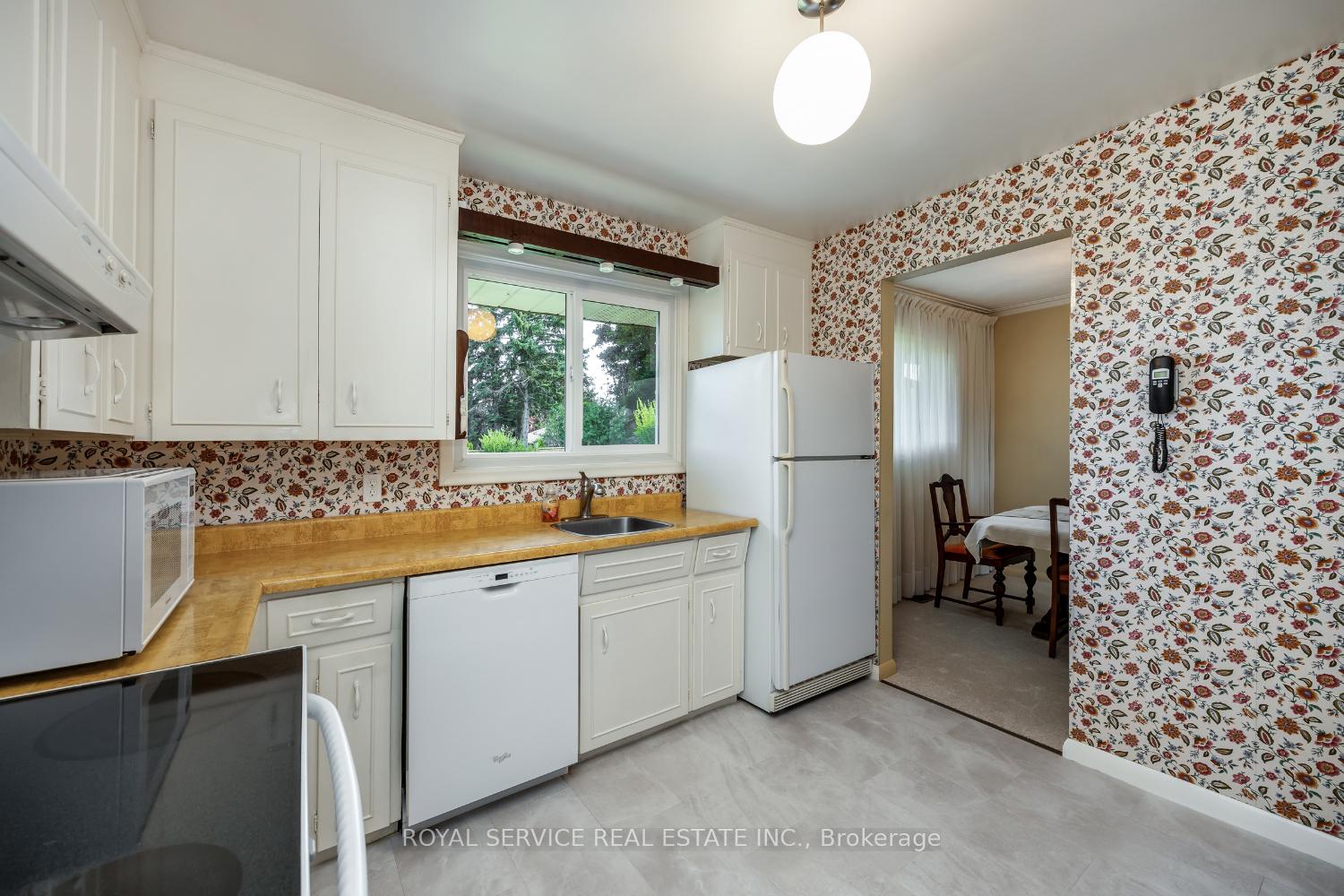 Photo 17 of 389 Glencastle Avenue, Oshawa, Northglen — HOMEH