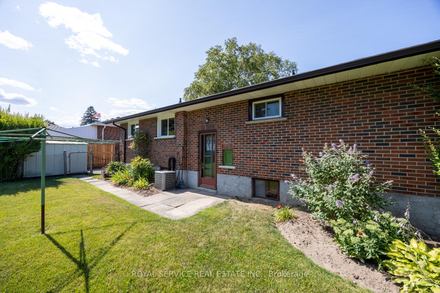Photo 45 of 389 Glencastle Avenue, Oshawa, Northglen — HOMEH
