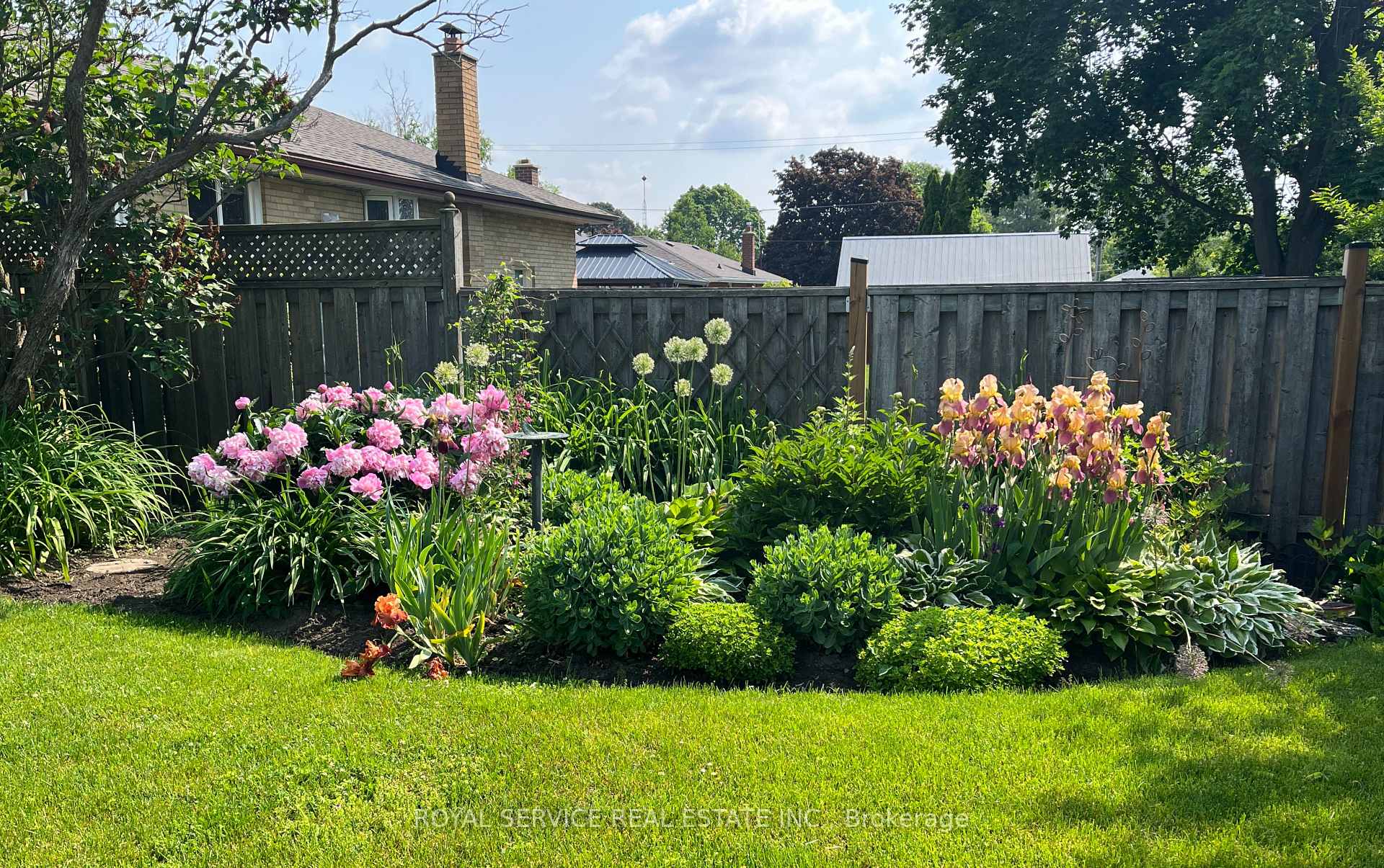 Photo 46 of 389 Glencastle Avenue, Oshawa, Northglen — HOMEH
