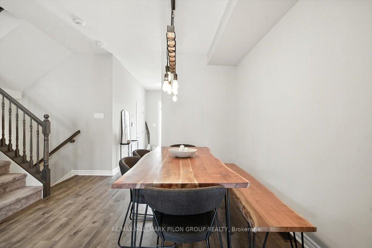 Photo 10 of 381 Gerry Lalonde Drive, Ottawa, Avalon West — HOMEH