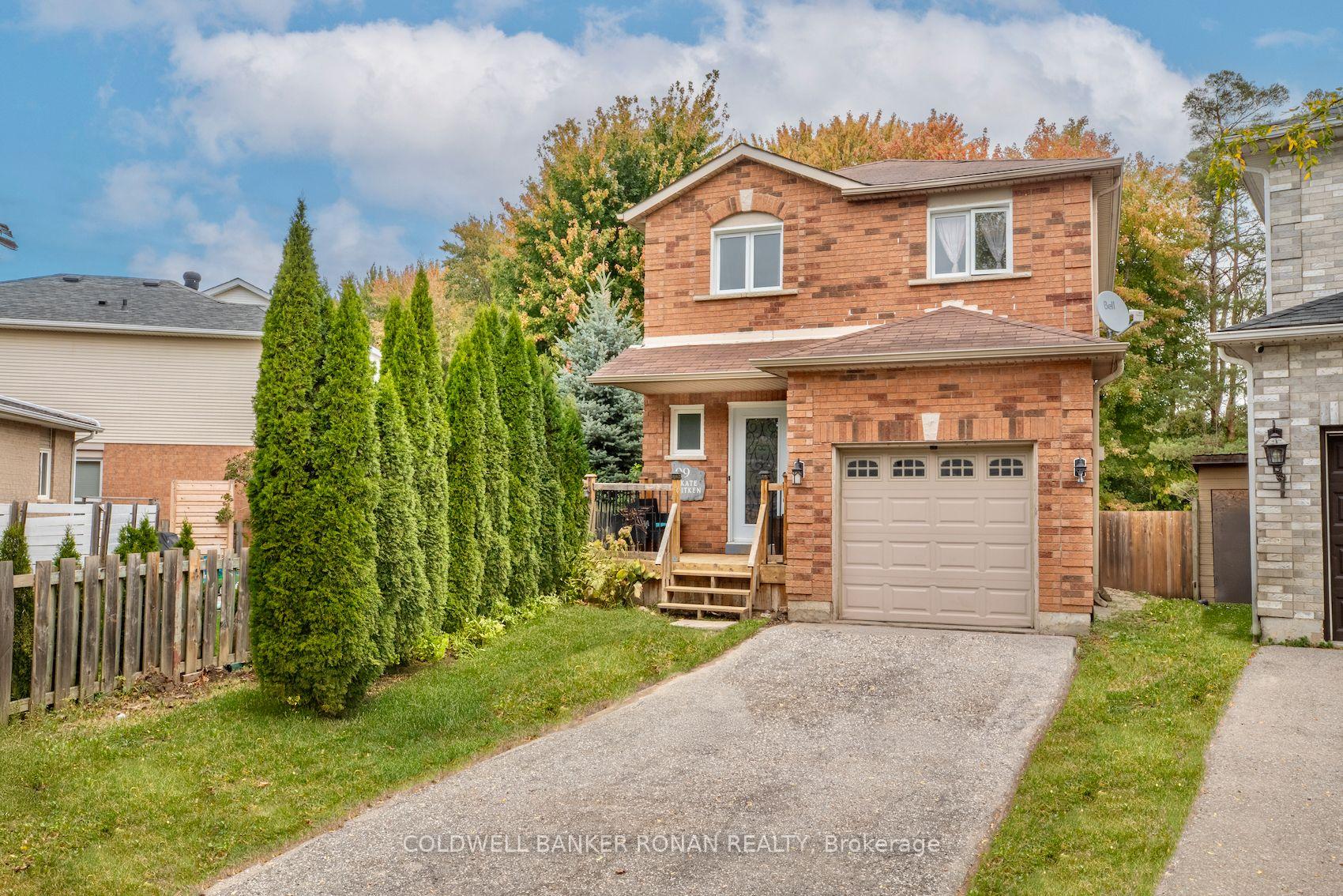 Photo 2 of 99 Kate Aitken Crescent, New Tecumseth, Beeton — HOMEH