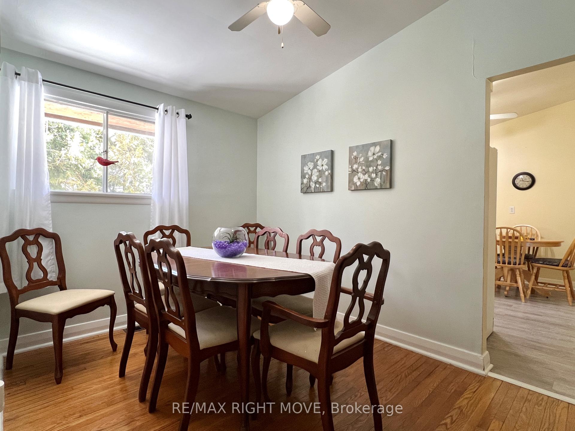 Photo 4 of 325 Delia Street, Orillia — HOMEH