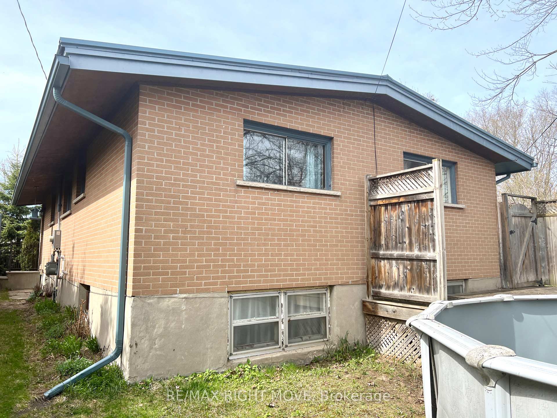 Photo 14 of 325 Delia Street, Orillia — HOMEH