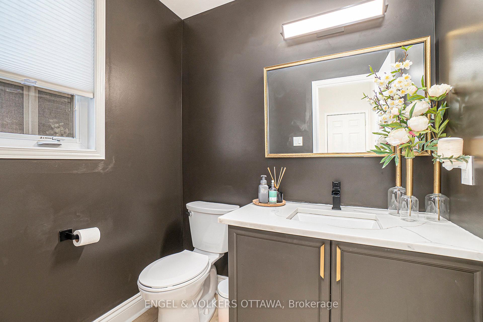 Photo 7 of 2399 Glandriel Crescent, Ottawa, Springridge/East Village — HOMEH
