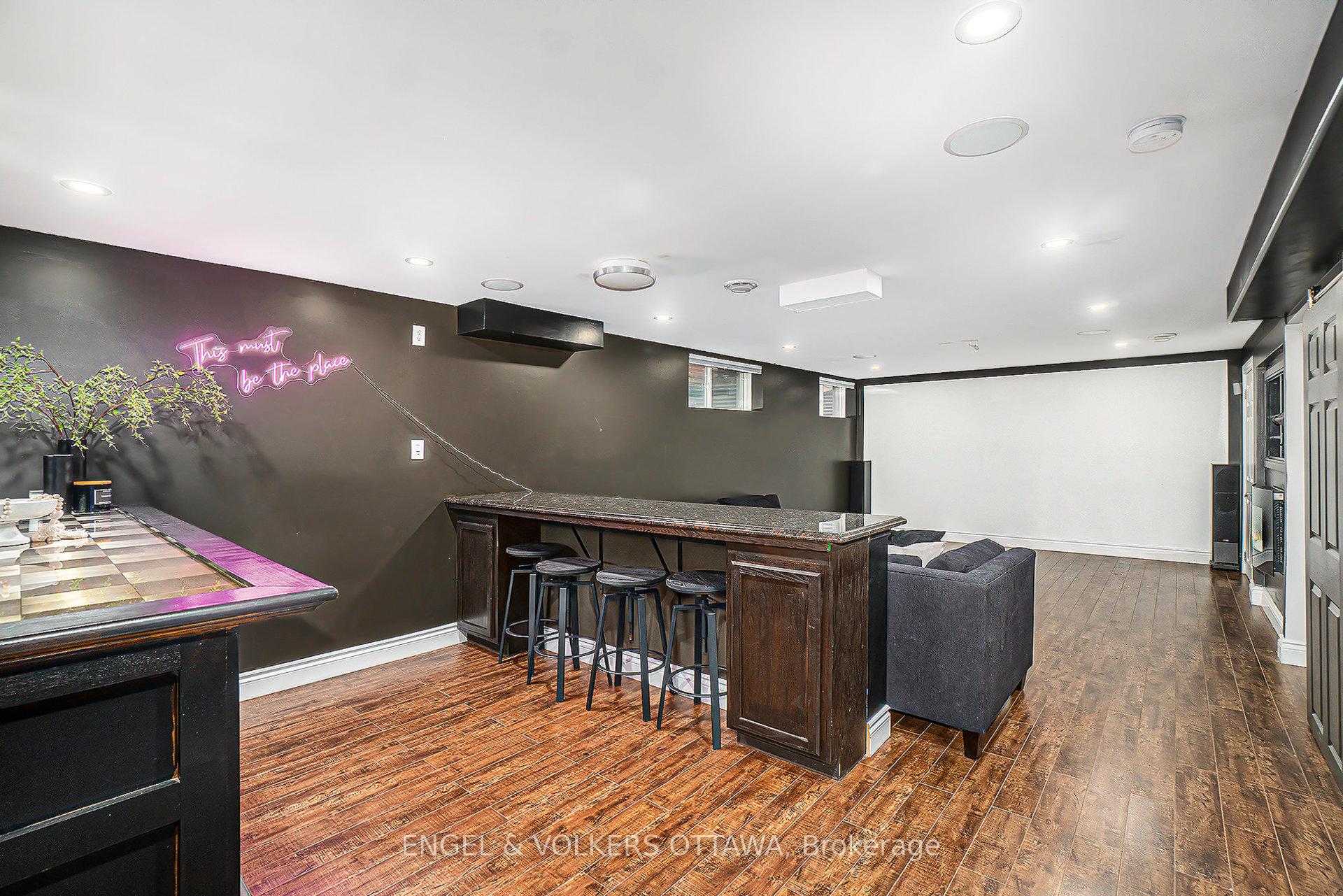 Photo 21 of 2399 Glandriel Crescent, Ottawa, Springridge/East Village — HOMEH