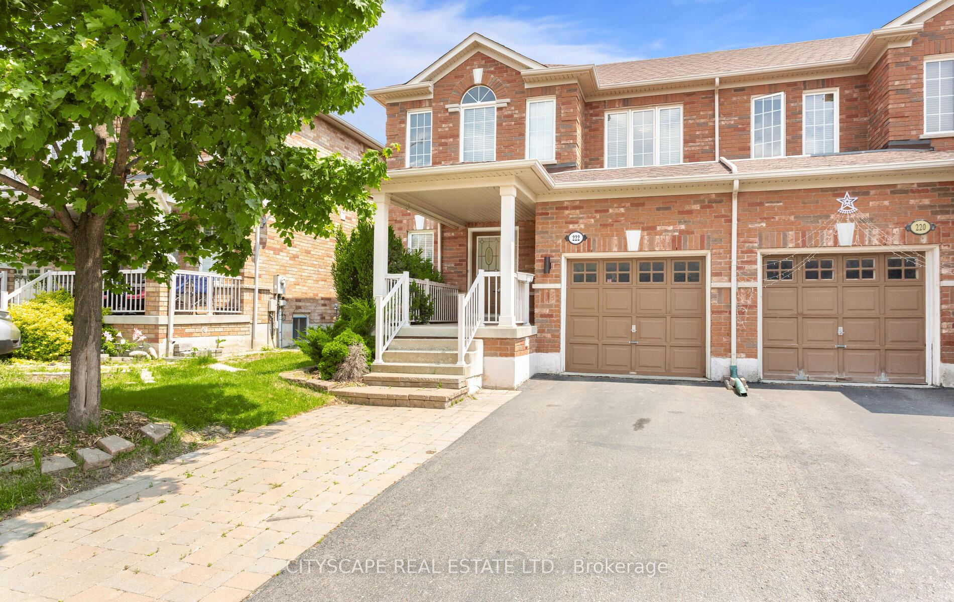 Front of 222 Andrews Trail W