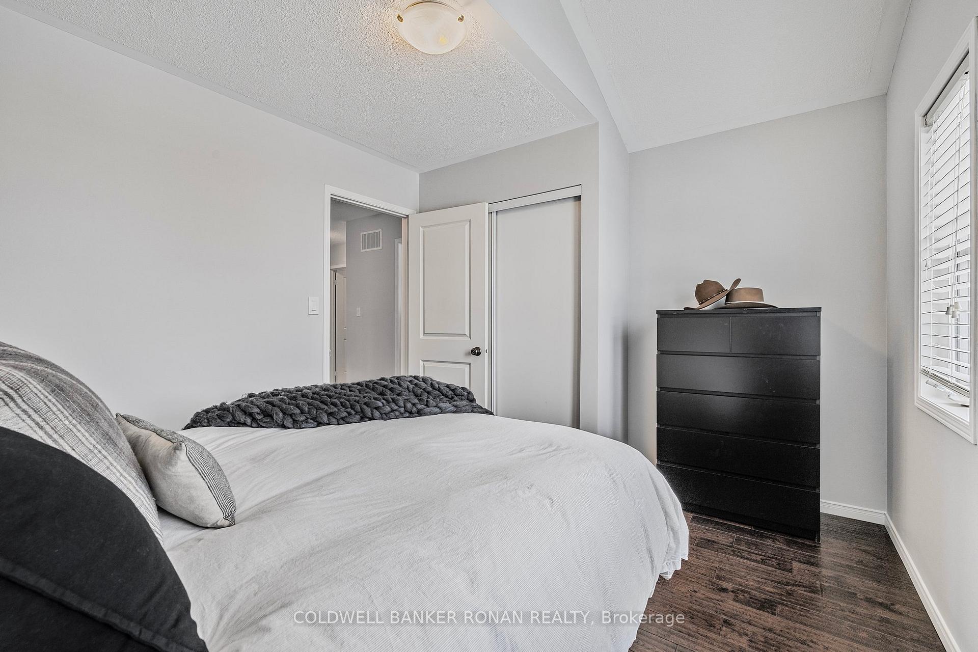 Photo 26 of 18 Willoughby Way, New Tecumseth, Alliston — HOMEH