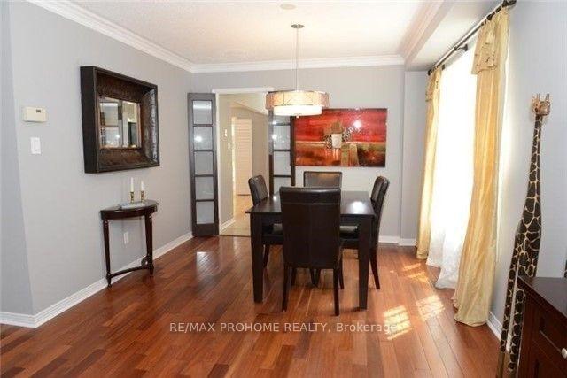 Photo 5 of 15 Dalecroft Circle, Markham, Unionville — HOMEH