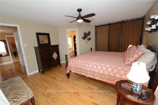 Photo 10 of 15 Dalecroft Circle, Markham, Unionville — HOMEH