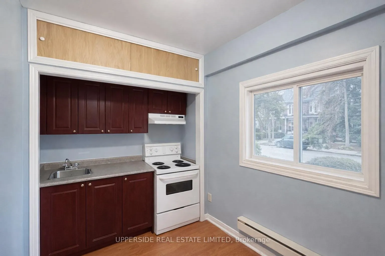 Photo 4 of 16 Strathmore Boulevard, Toronto, Danforth — HOMEH