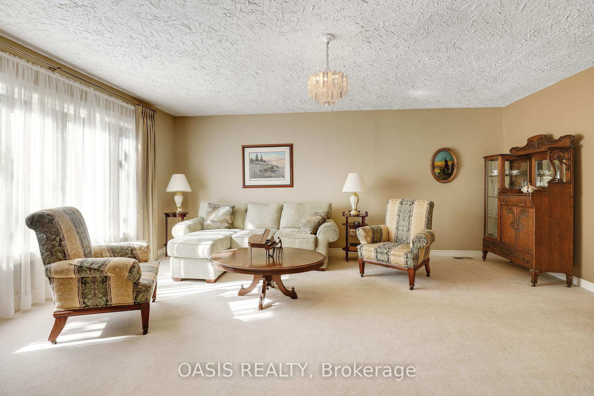 Photo 8 of 2993 Wilhaven Drive, Ottawa, Cumberland Estates — HOMEH