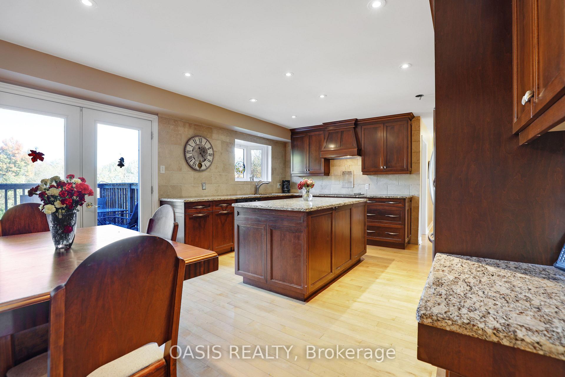Photo 13 of 2993 Wilhaven Drive, Ottawa, Cumberland Estates — HOMEH