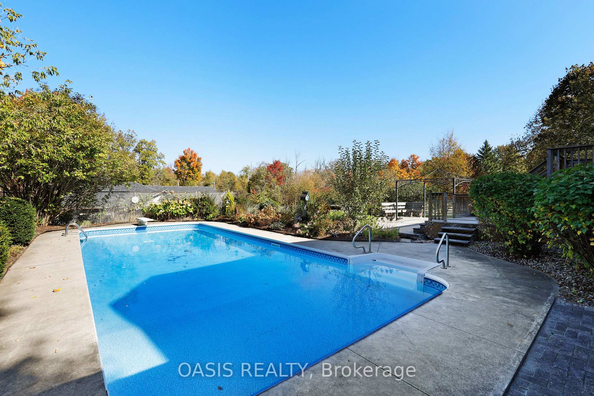 Photo 36 of 2993 Wilhaven Drive, Ottawa, Cumberland Estates — HOMEH