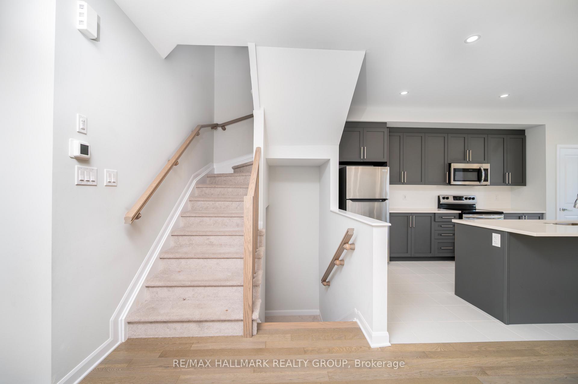 Photo 12 of 315 Blossom Pass Terrace, Ottawa, Avalon East — HOMEH