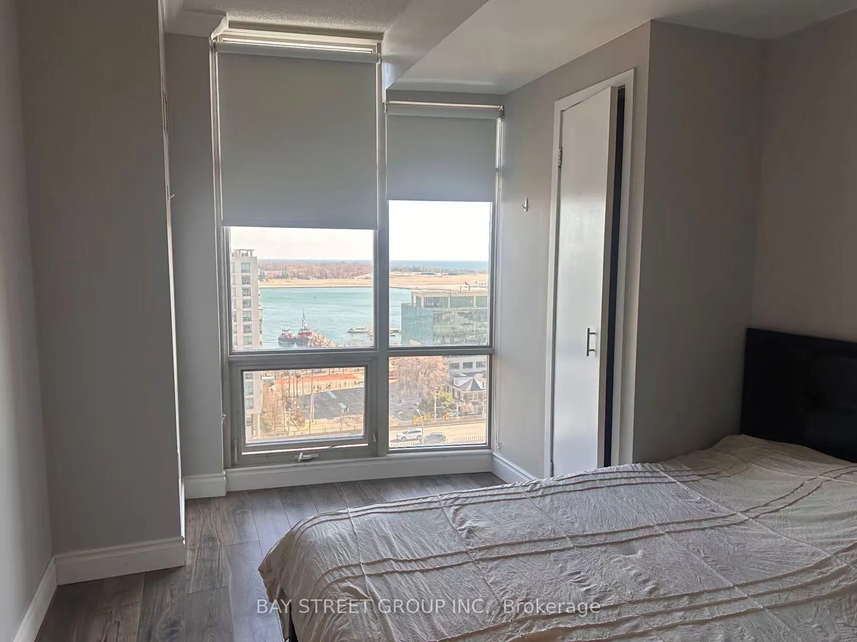Photo 8 of Unit 1611, 35 Mariner Terrace, Toronto, Waterfront Communities — HOMEH