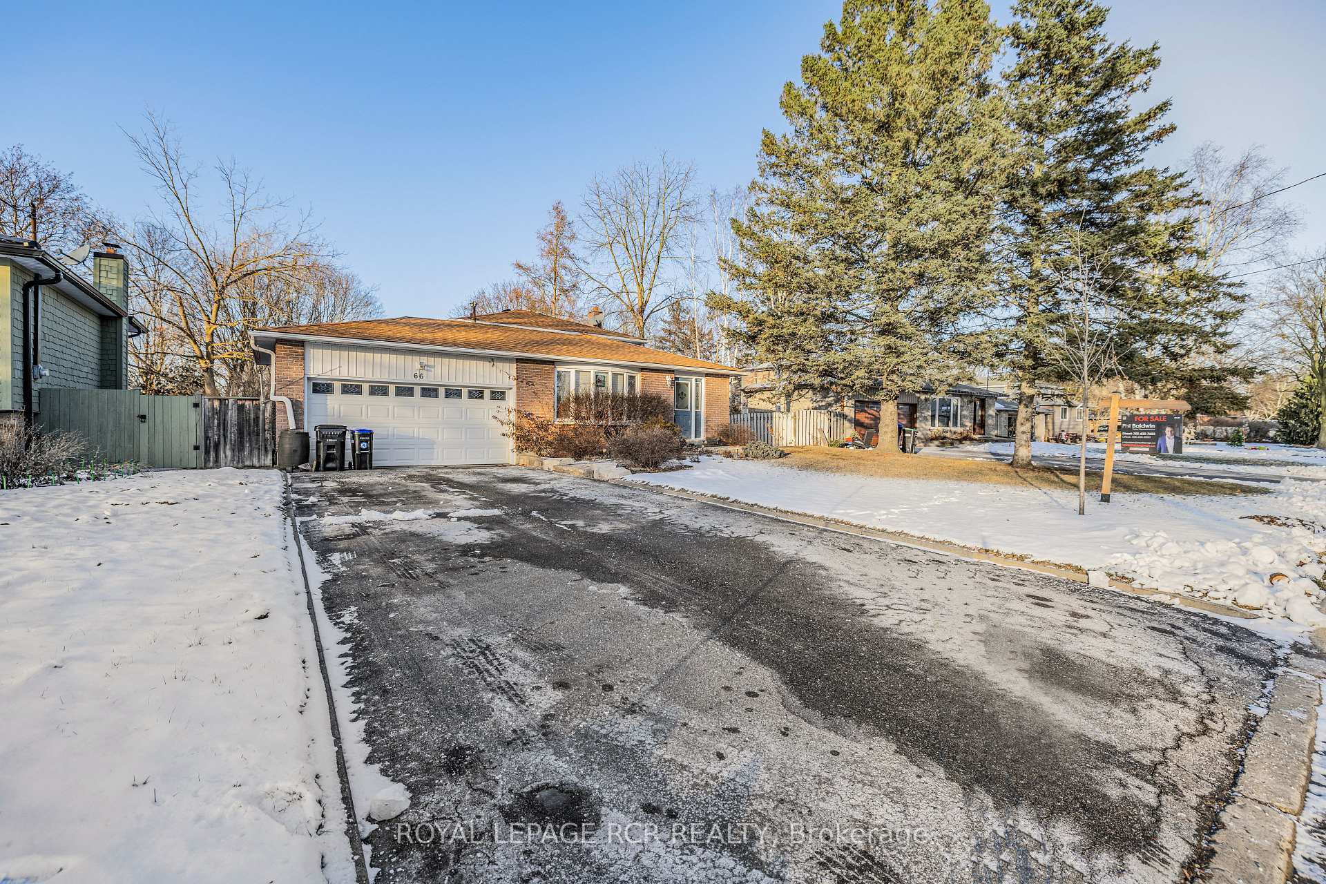 Photo 2 of 66 Maple Avenue W, New Tecumseth, Beeton — HOMEH