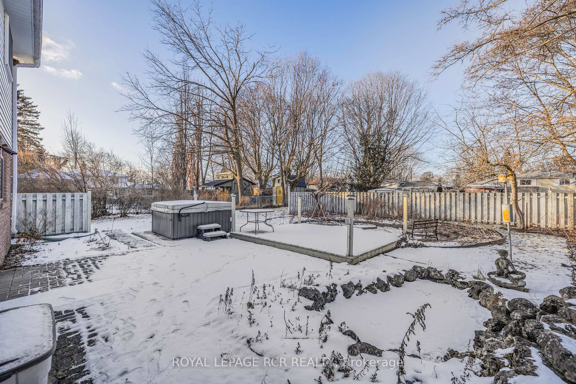 Photo 35 of 66 Maple Avenue W, New Tecumseth, Beeton — HOMEH