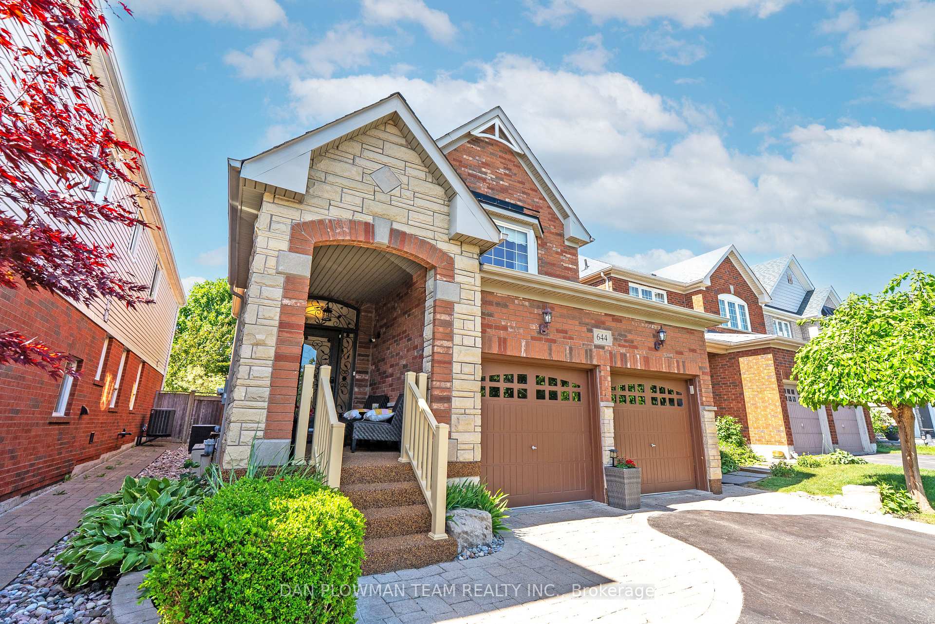 Photo 3 of 644 Blackwood Boulevard, Oshawa, Taunton — HOMEH