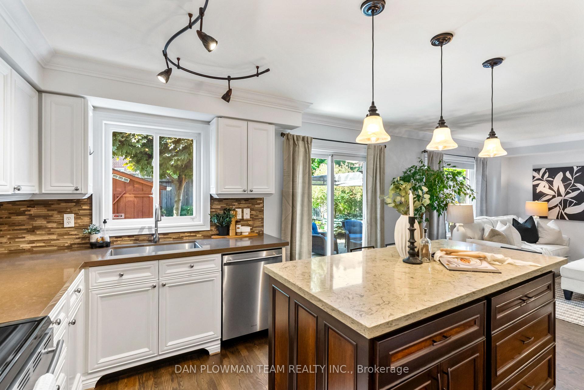Photo 16 of 644 Blackwood Boulevard, Oshawa, Taunton — HOMEH