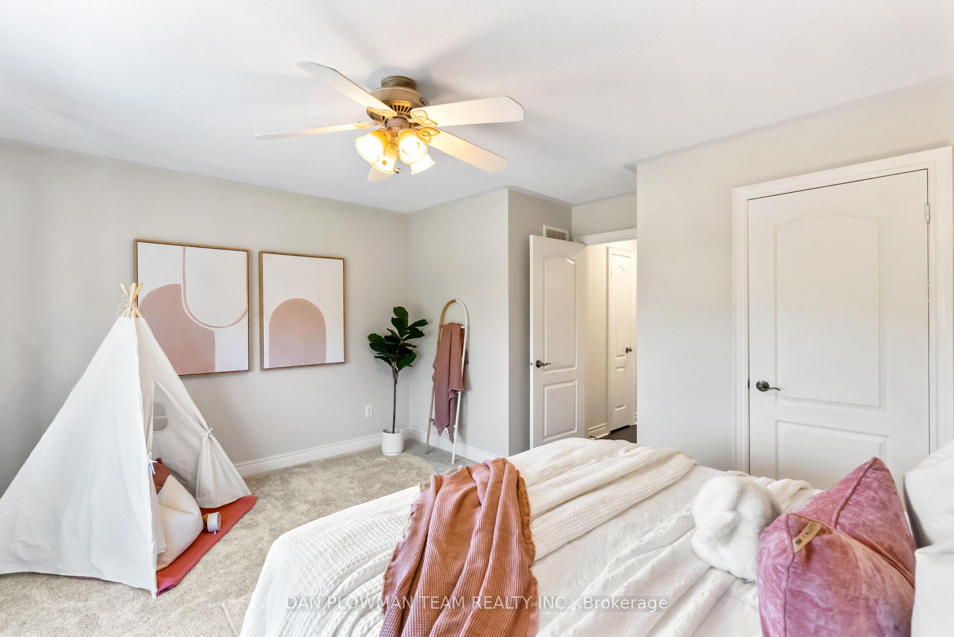 Photo 31 of 644 Blackwood Boulevard, Oshawa, Taunton — HOMEH