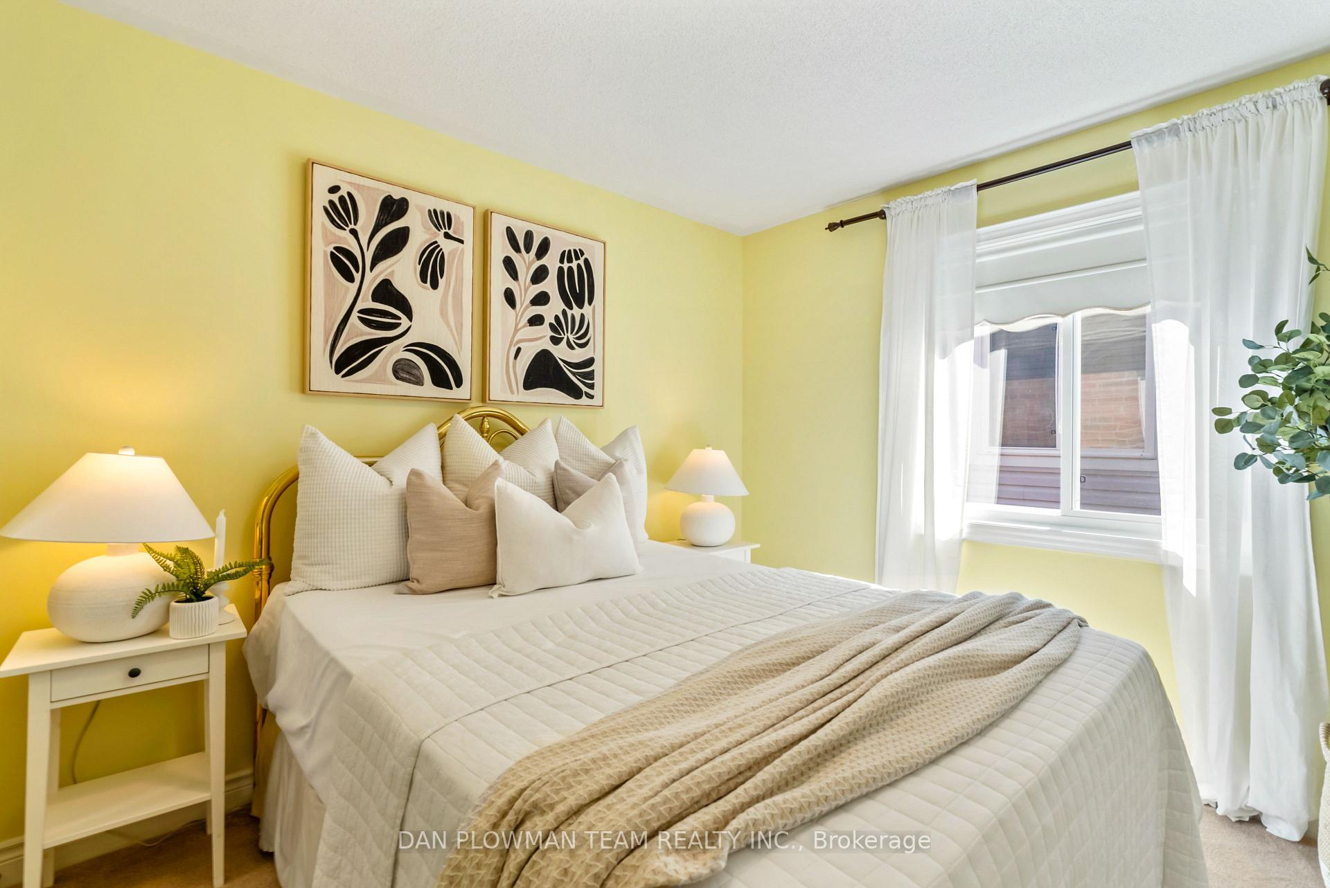 Photo 32 of 644 Blackwood Boulevard, Oshawa, Taunton — HOMEH
