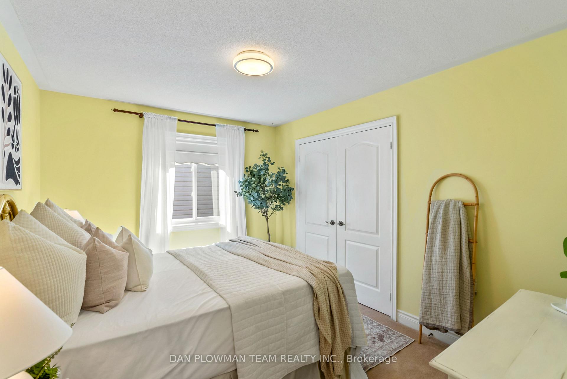 Photo 33 of 644 Blackwood Boulevard, Oshawa, Taunton — HOMEH