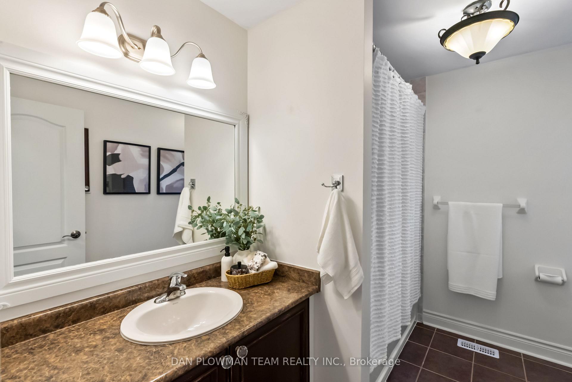 Photo 34 of 644 Blackwood Boulevard, Oshawa, Taunton — HOMEH