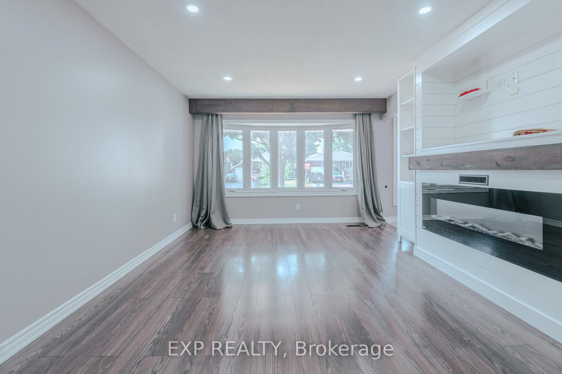 Photo 6 of 39 Seneca Avenue, Oshawa, Samac — HOMEH