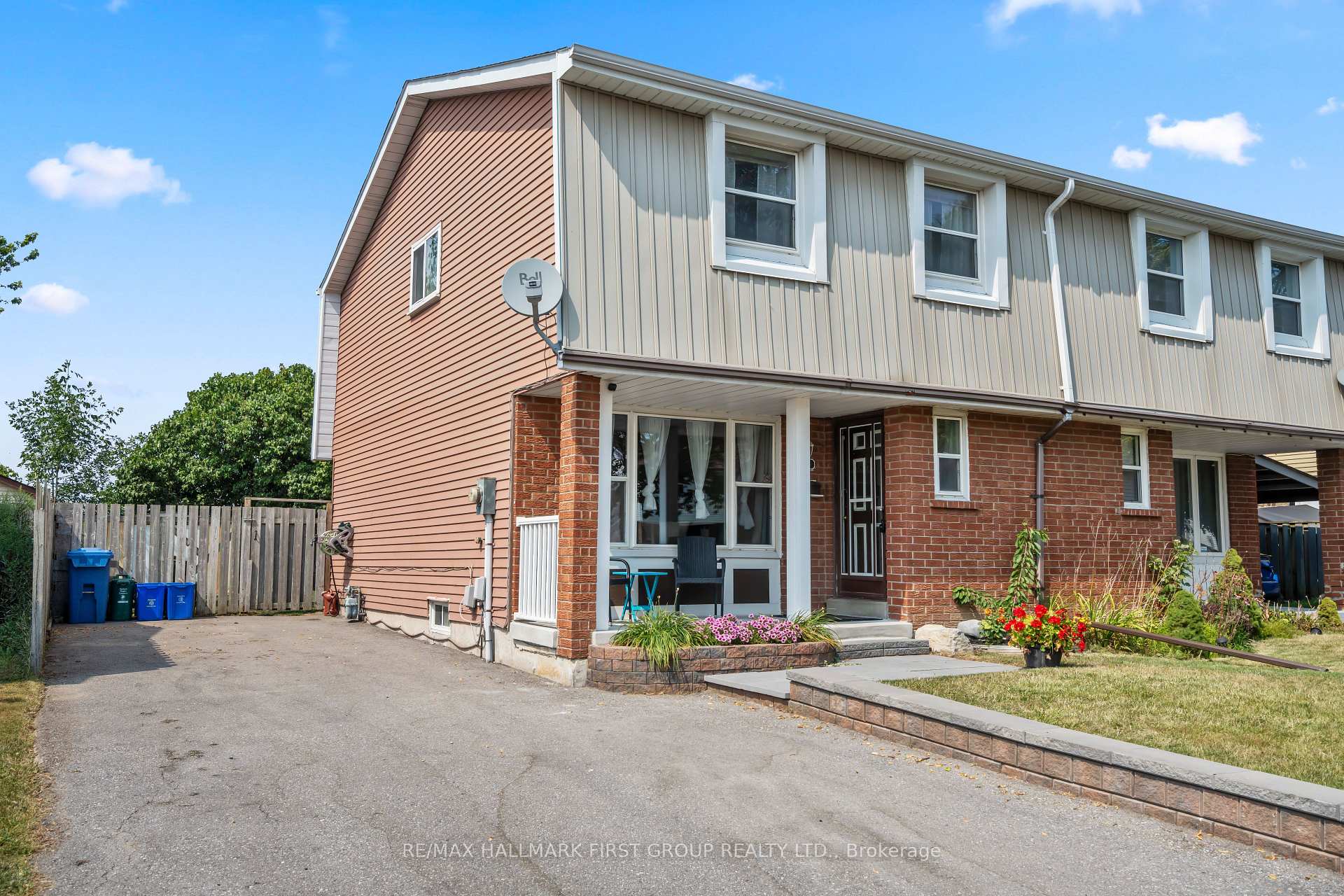 Photo 1 of 1257 Fenelon Crescent, Oshawa, Stevenson — HOMEH