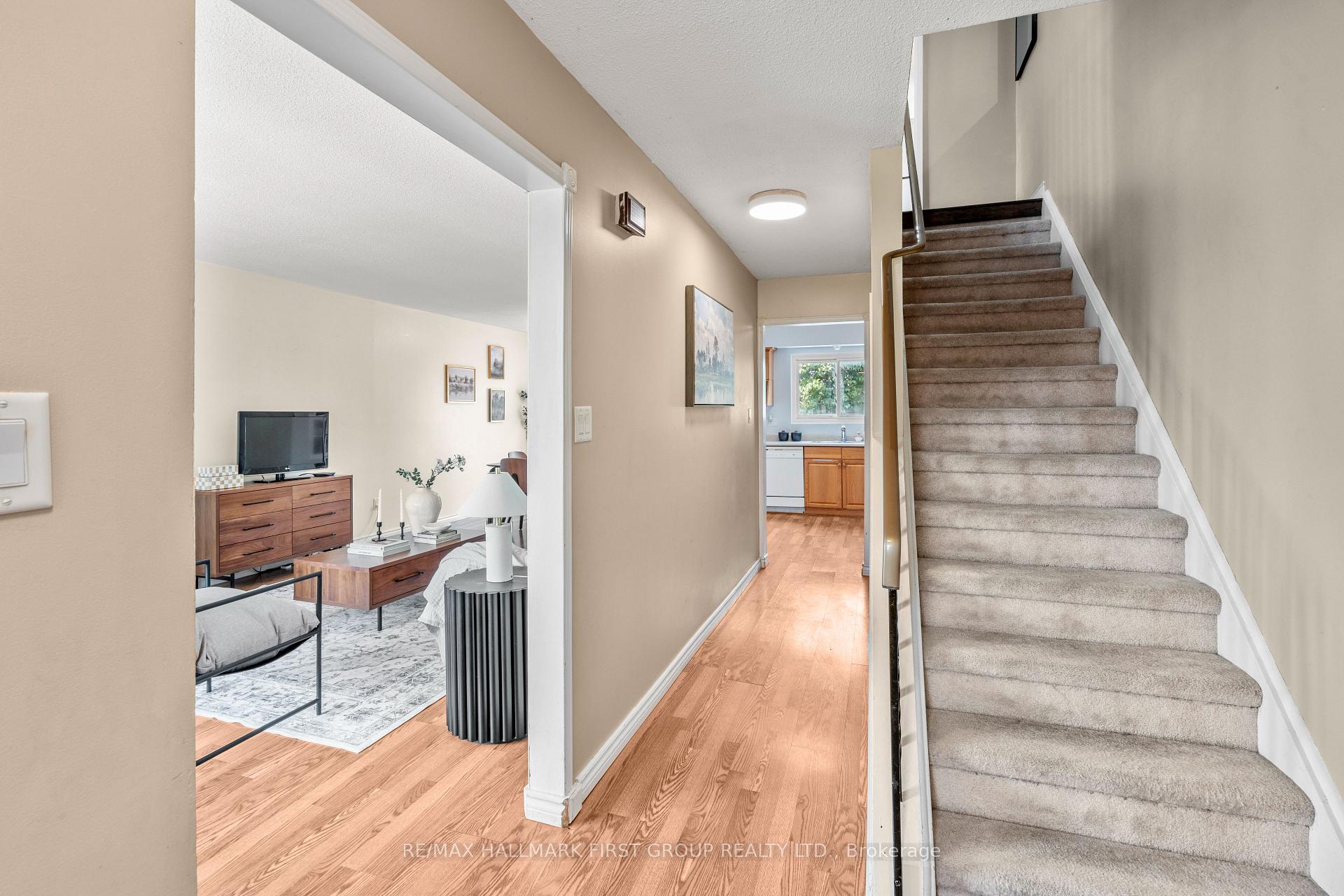 Photo 16 of 1257 Fenelon Crescent, Oshawa, Stevenson — HOMEH