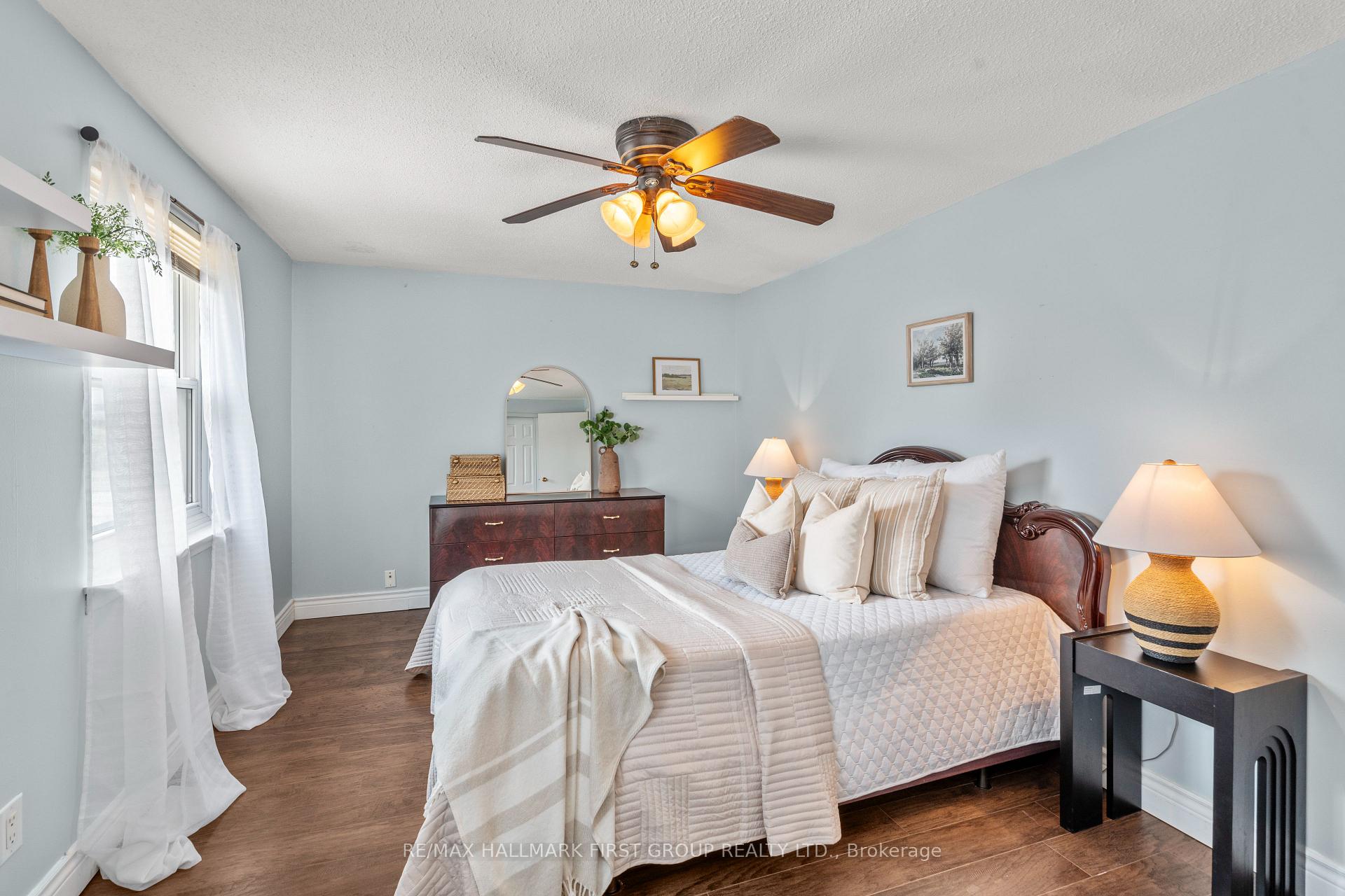 Photo 17 of 1257 Fenelon Crescent, Oshawa, Stevenson — HOMEH