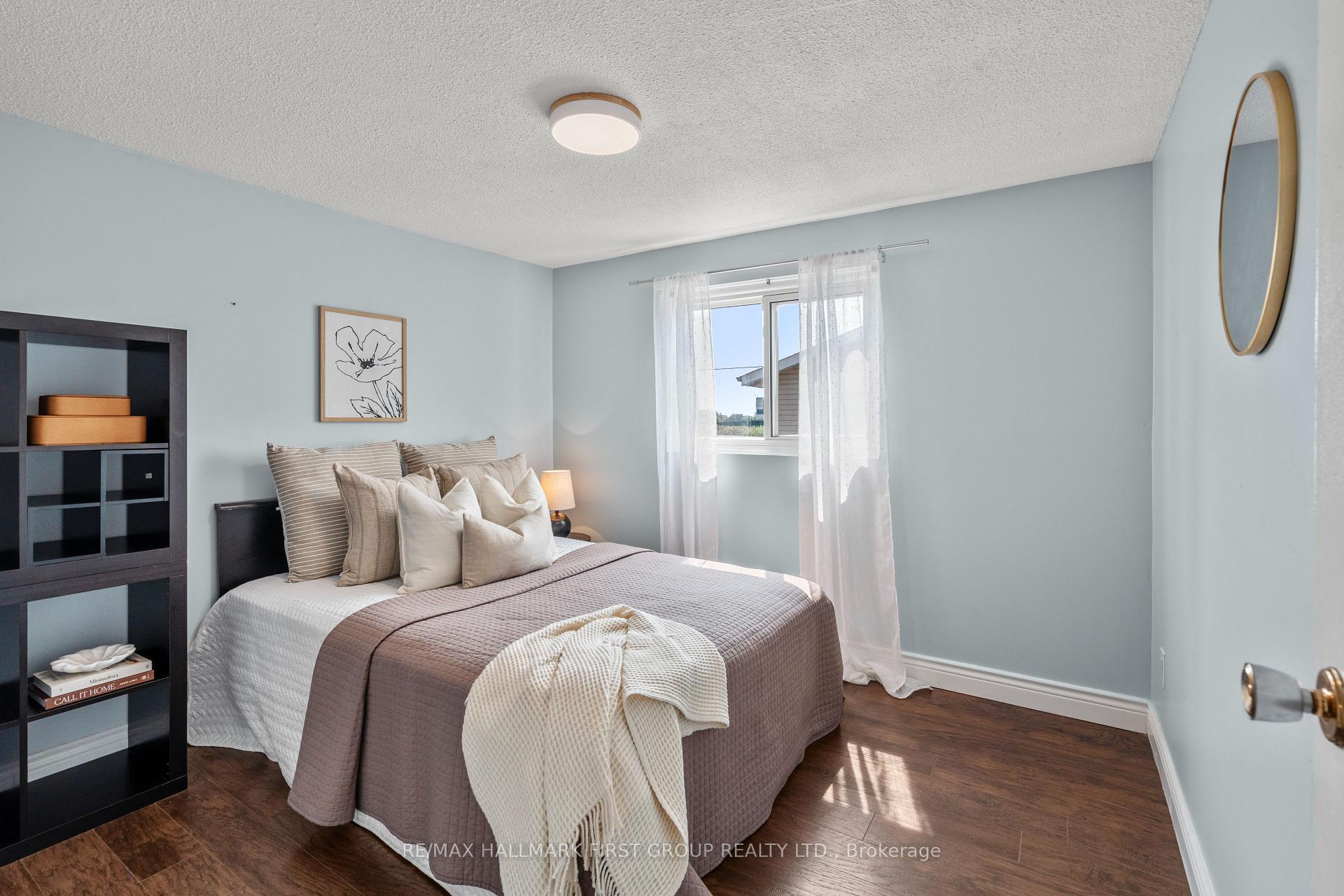 Photo 21 of 1257 Fenelon Crescent, Oshawa, Stevenson — HOMEH