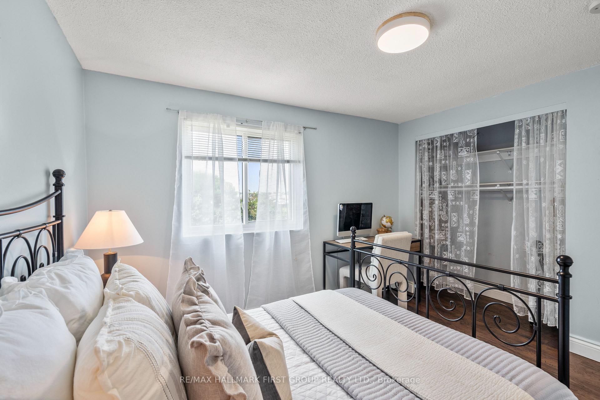 Photo 24 of 1257 Fenelon Crescent, Oshawa, Stevenson — HOMEH