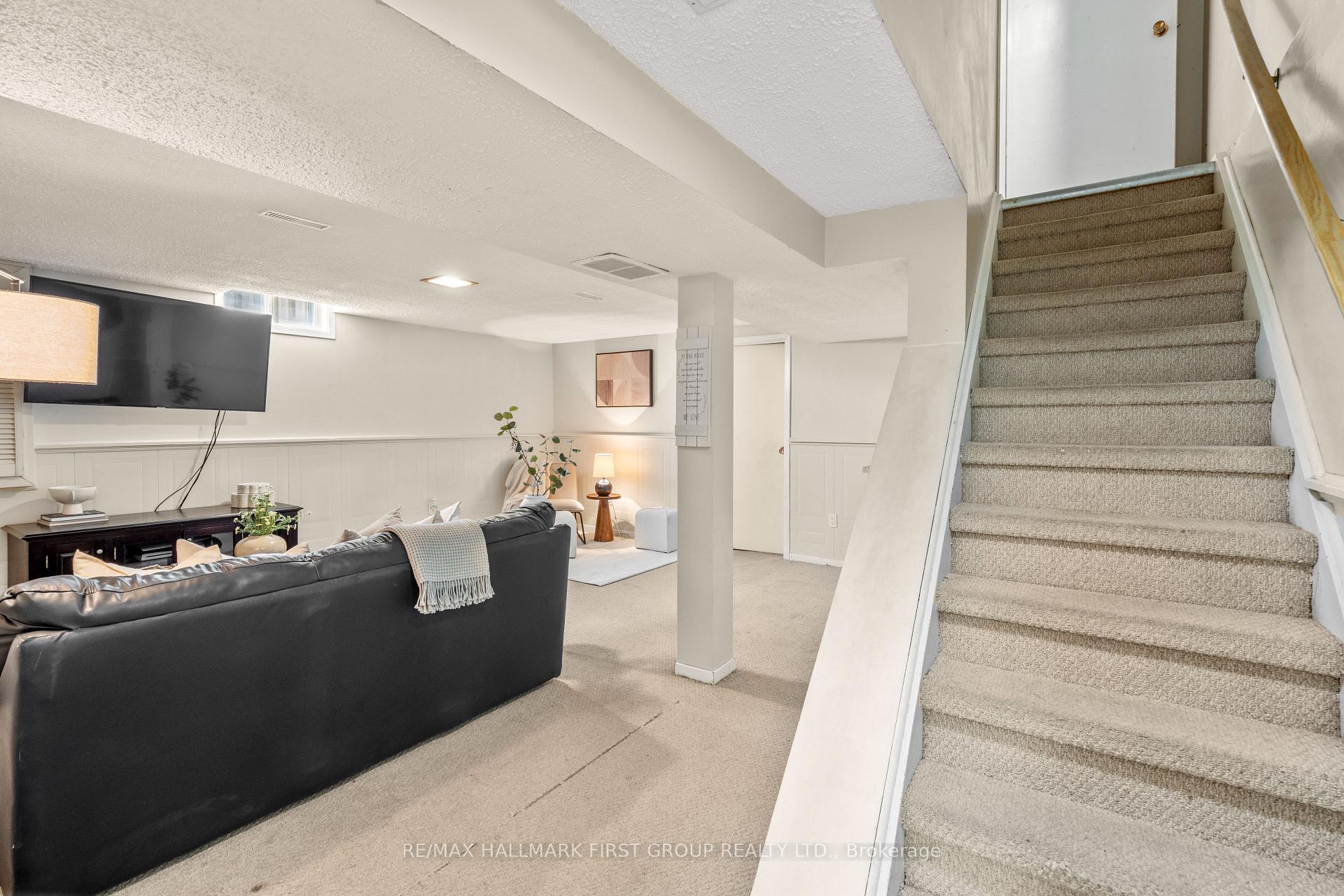 Photo 29 of 1257 Fenelon Crescent, Oshawa, Stevenson — HOMEH