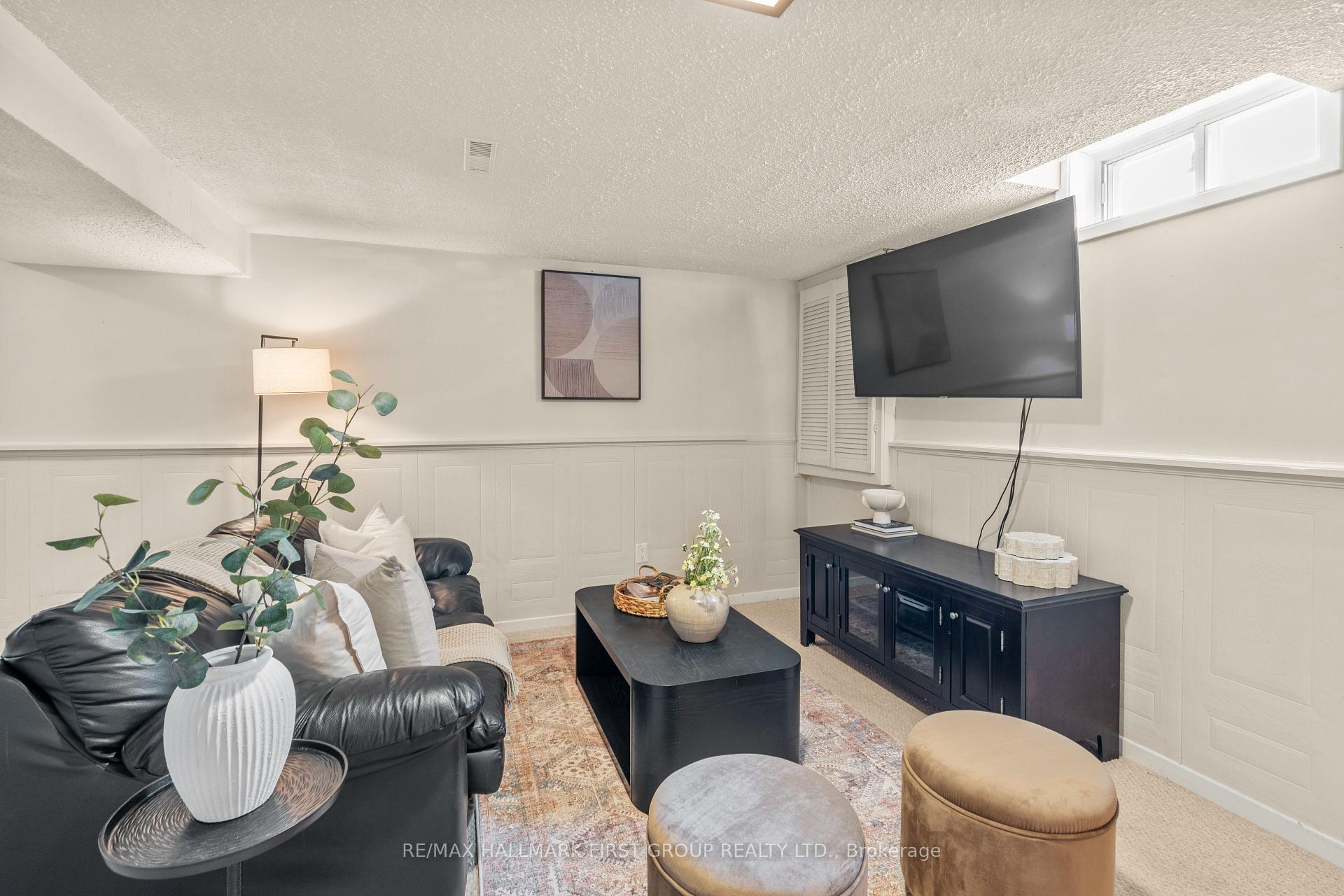 Photo 31 of 1257 Fenelon Crescent, Oshawa, Stevenson — HOMEH