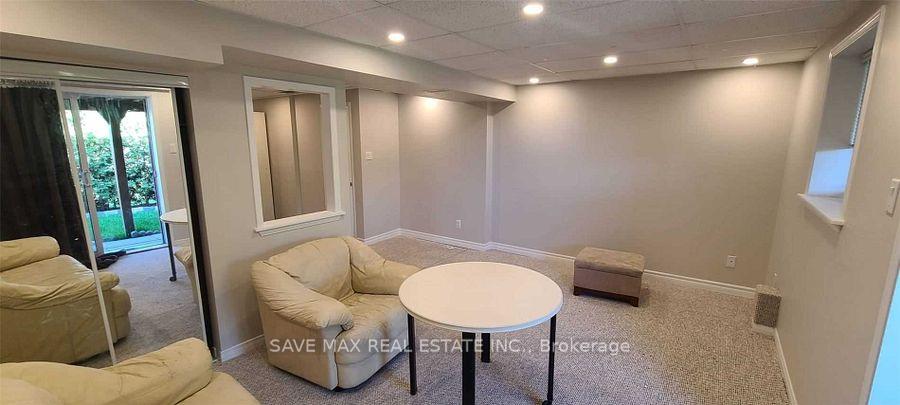 Photo 7 of Unit Bsmnt, 246 Doubtfire Crescent, Markham, Middlefield — HOMEH