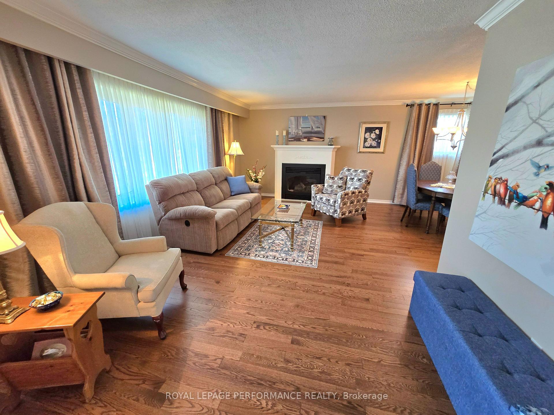 Photo 5 of 6264 Steamer Lane, Ottawa, Convent Glen South — HOMEH