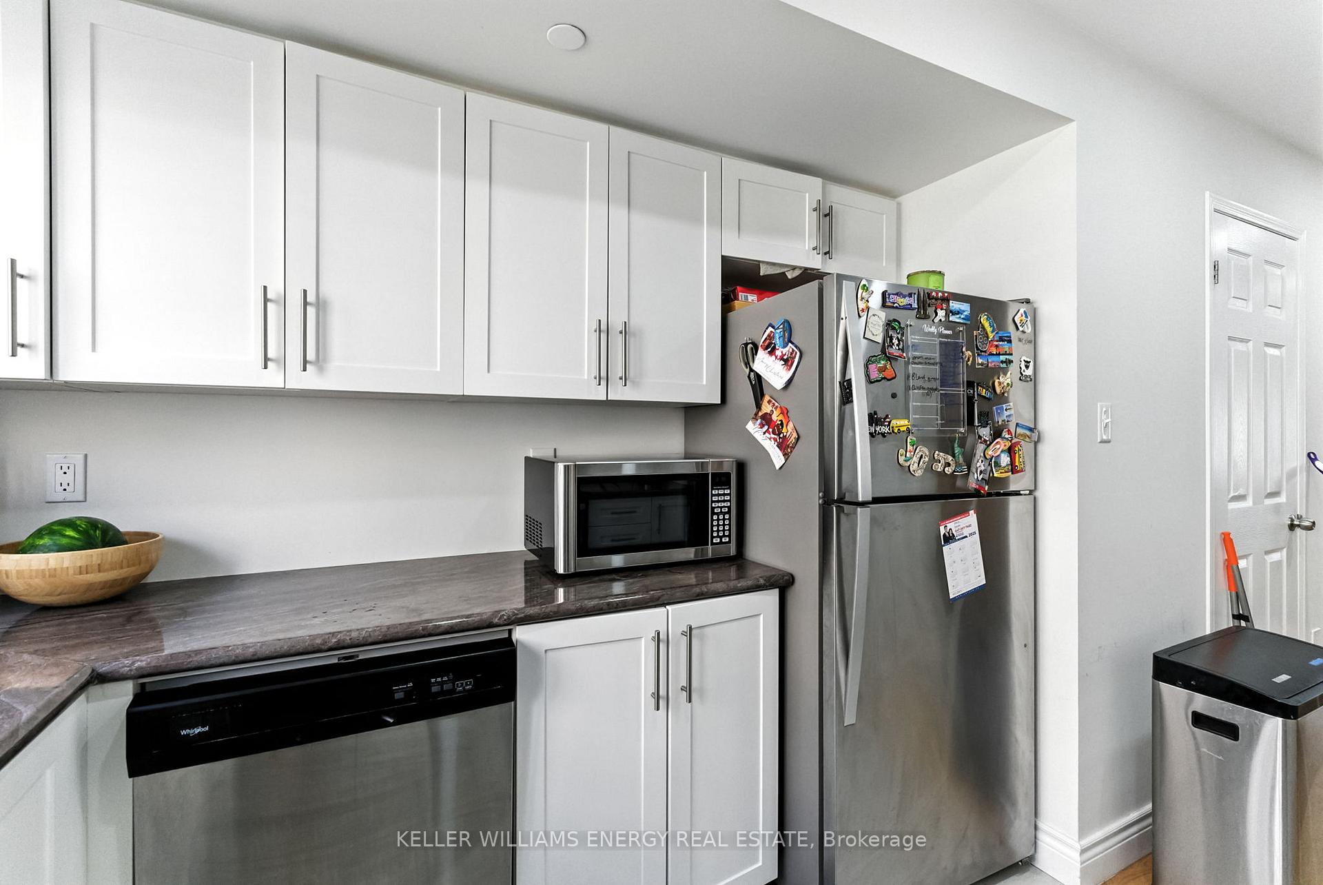 Photo 10 of 82 Sarita Path, Oshawa, Windfields — HOMEH